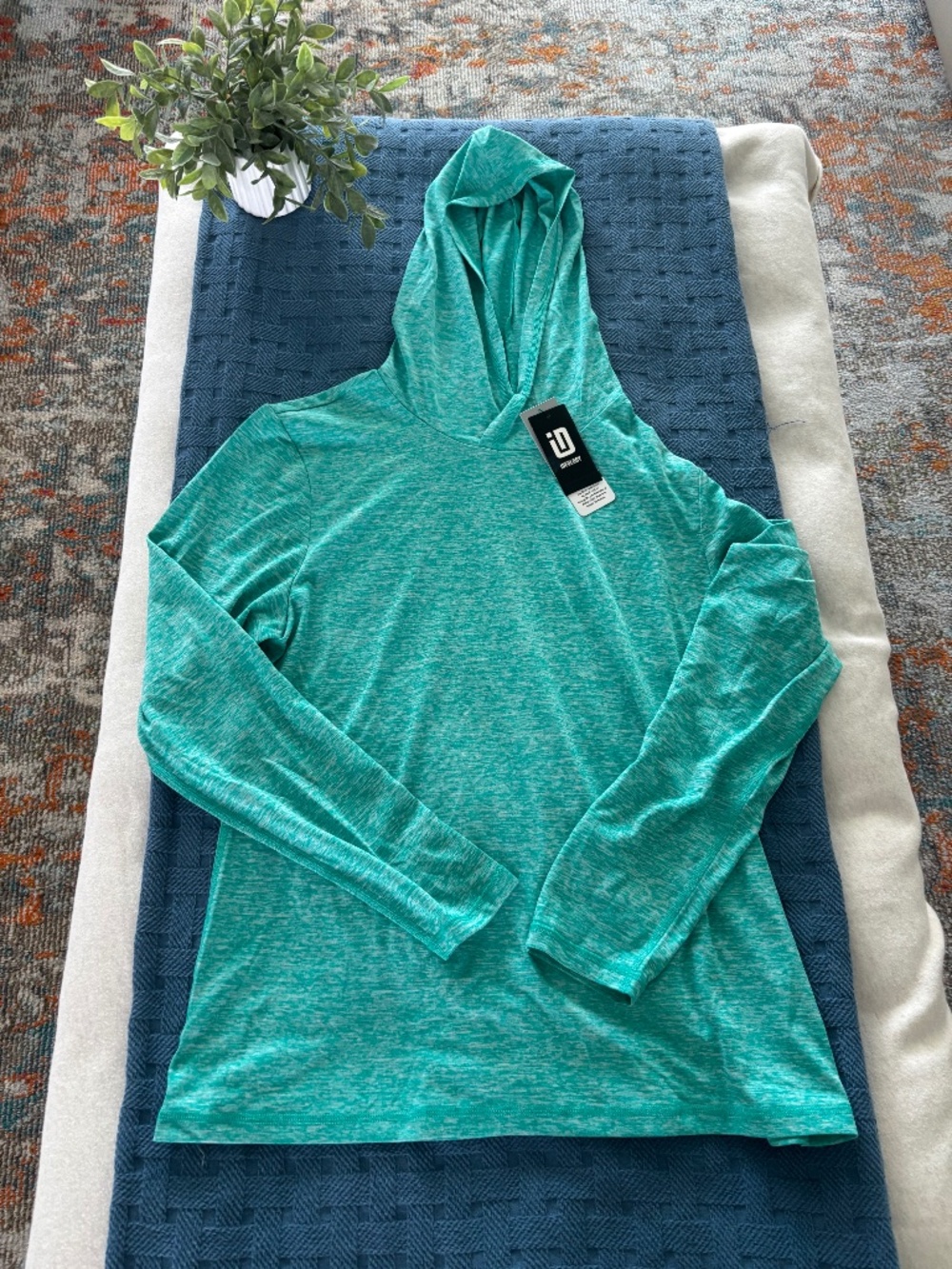 NWT Ideology Performance Essentials Hoodie Sz L